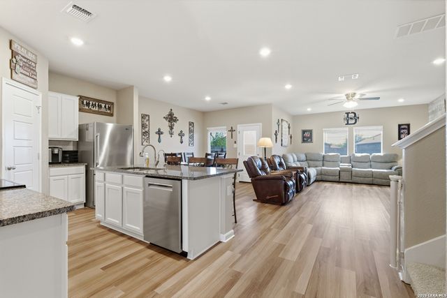 2130 Silver Maple, New Braunfels, TX 78130