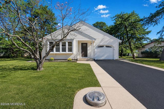 44 Penwood Drive 55, Whiting, NJ 08759