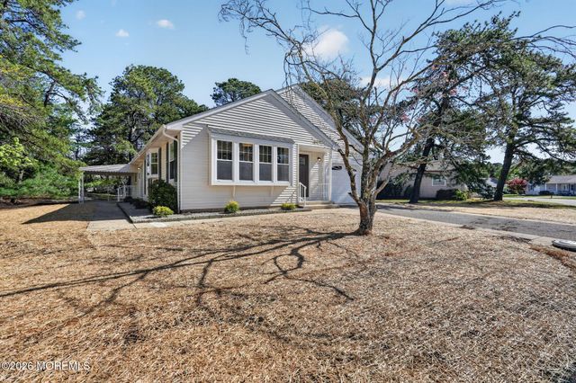 44 Penwood Drive 55, Whiting, NJ 08759