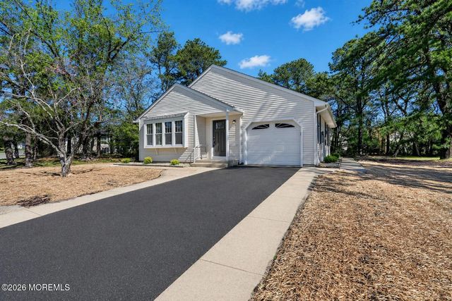 44 Penwood Drive 55, Whiting, NJ 08759