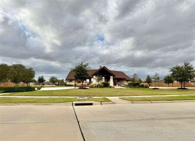 5103 Indian Pine Lane, Brookshire, TX 77423