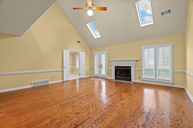 9400 MORNING WOODS CV, Memphis, TN 38016