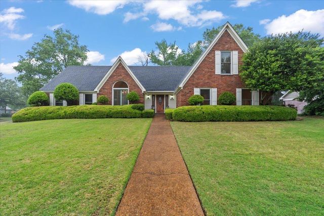 9400 MORNING WOODS CV, Memphis, TN 38016