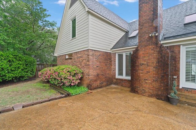 9400 MORNING WOODS CV, Memphis, TN 38016