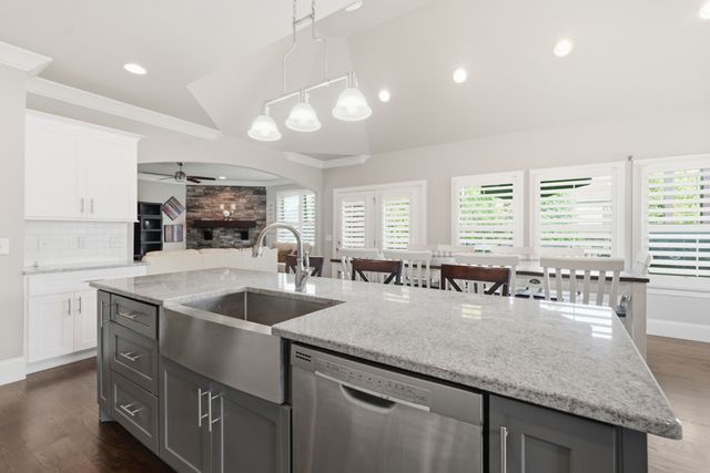 6000 Wallaby Ct, Spring Hill, TN 37174