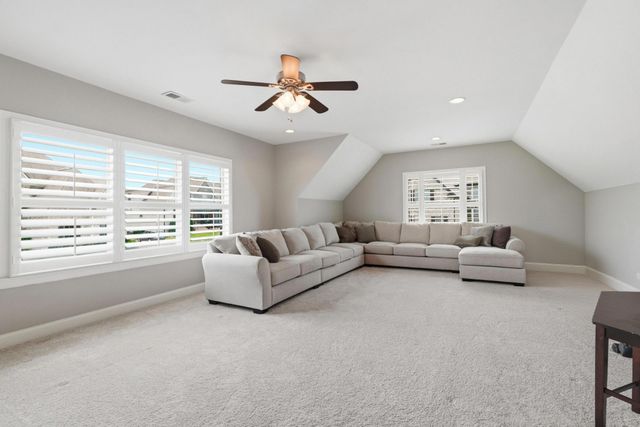 6000 Wallaby Ct, Spring Hill, TN 37174