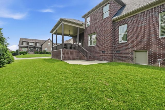 6000 Wallaby Ct, Spring Hill, TN 37174