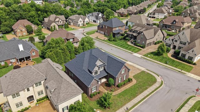 6000 Wallaby Ct, Spring Hill, TN 37174