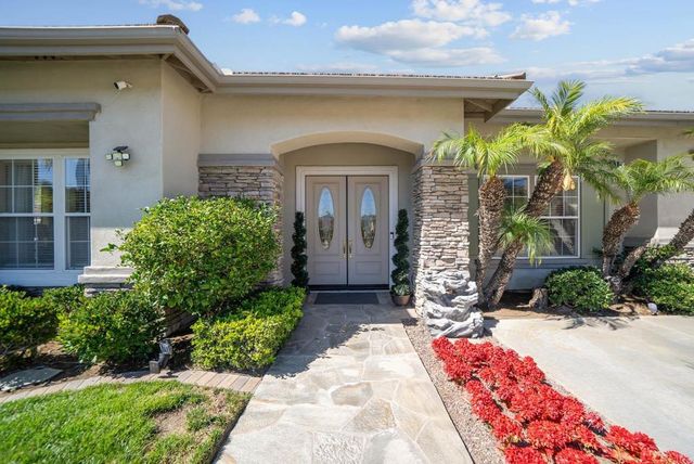 1608 Hamilton Lane, Escondido, CA 92029