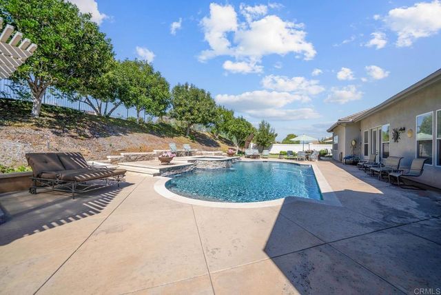 1608 Hamilton Lane, Escondido, CA 92029