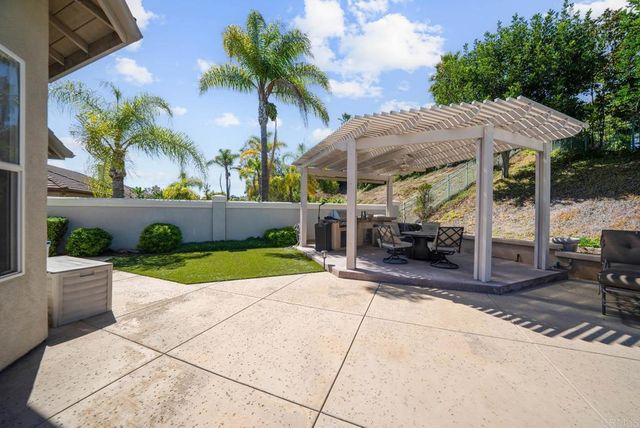 1608 Hamilton Lane, Escondido, CA 92029