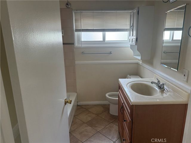 4126 N Walnuthaven, Covina, CA 91722