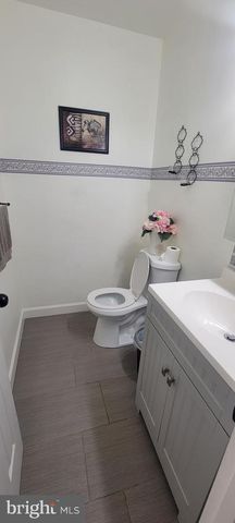 3 SUMMIT GREEN CT, Cockeysville, MD 21030