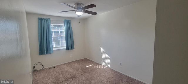 3 SUMMIT GREEN CT, Cockeysville, MD 21030