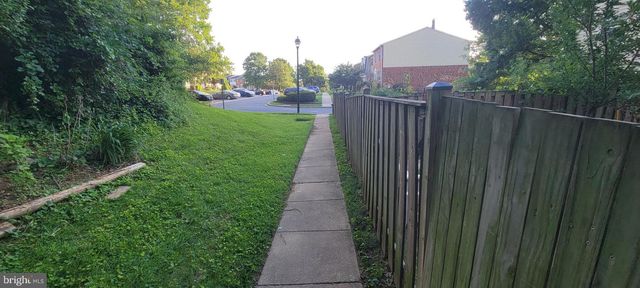 3 SUMMIT GREEN CT, Cockeysville, MD 21030