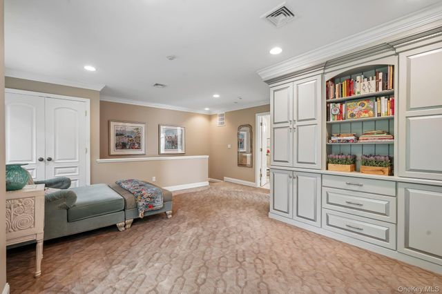 50 Timberline Drive 50, Nanuet, NY 10954