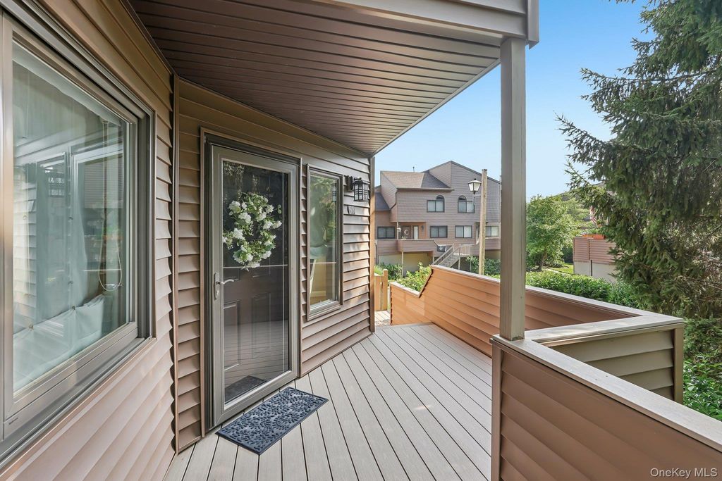 50 Timberline Drive 50, Nanuet, NY 10954