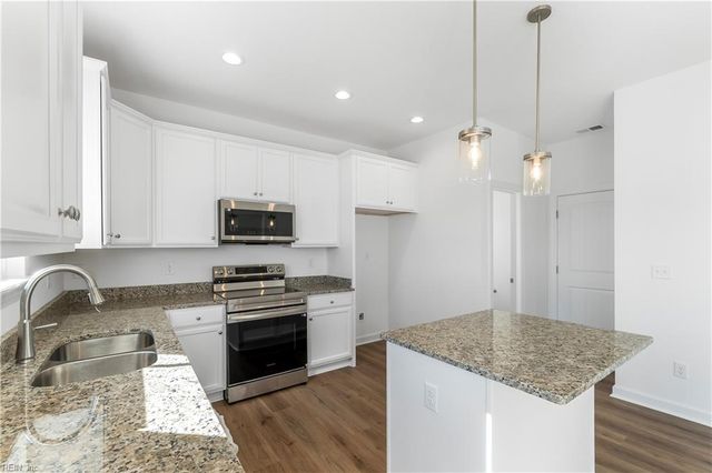 109 Jasmine CT, South Mills, NC 27976