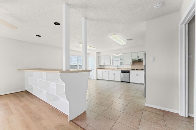 7302 Jones Drive, Galveston, TX 77551