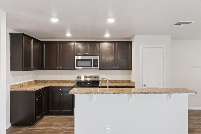 1904 PIEDMONT COURT, Mascotte, FL 34753