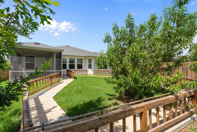 16512 Enamorado RD, Manor, TX 78653