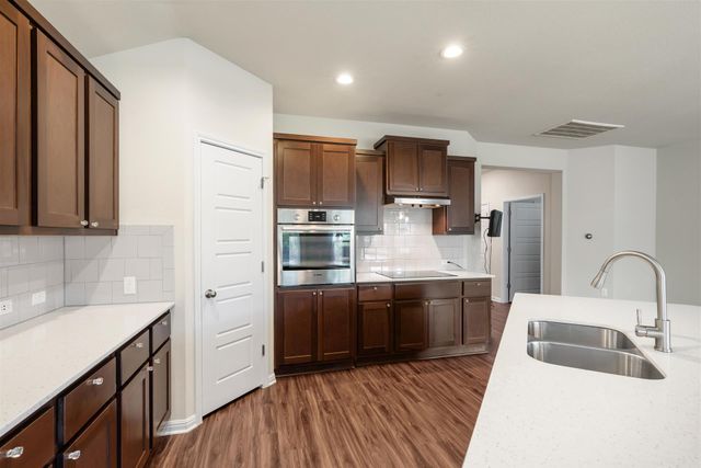 16512 Enamorado RD, Manor, TX 78653