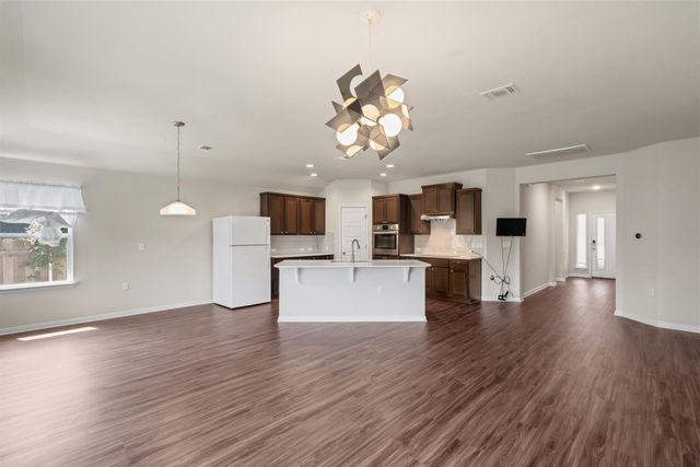 16512 Enamorado RD, Manor, TX 78653