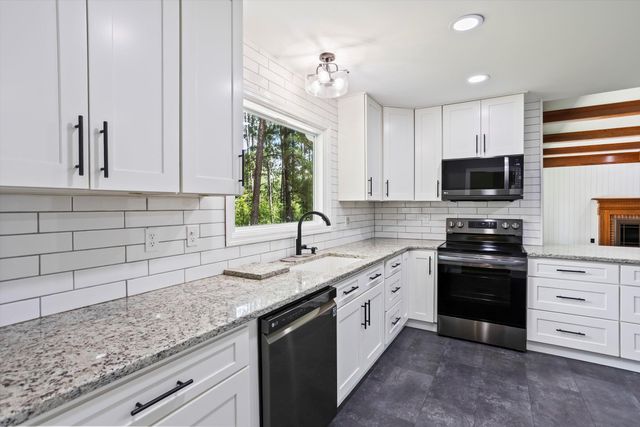 296 Willow Lake Drive, Aiken, SC 29803