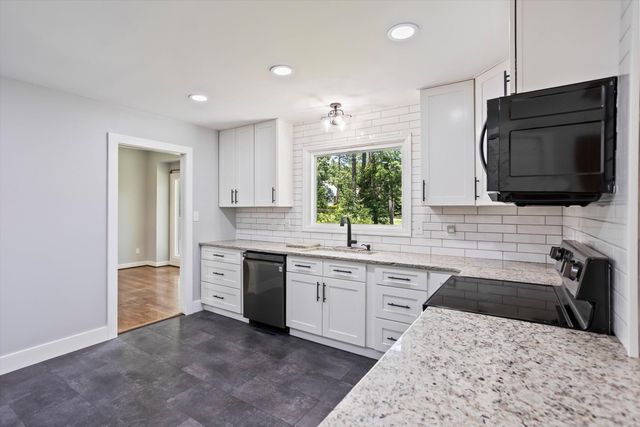 296 Willow Lake Drive, Aiken, SC 29803