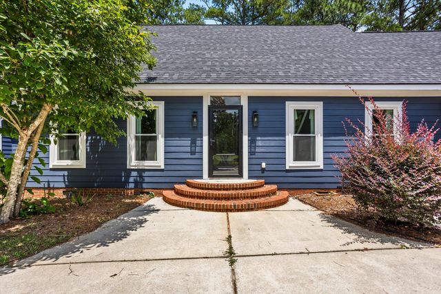 296 Willow Lake Drive, Aiken, SC 29803