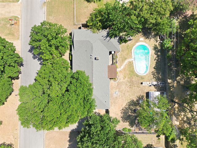 1429 Pamela Street, Hurst, TX 76053