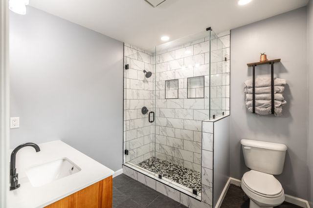 516 N Russell St, Portland, TN 37148