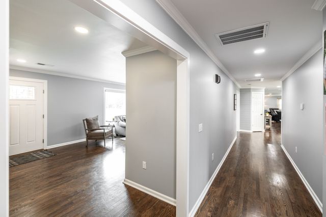 516 N Russell St, Portland, TN 37148