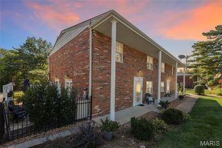 438 N Sappington Road B, Glendale, MO 63122