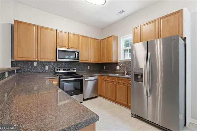 218 Ranier Court, Canton, GA 30114
