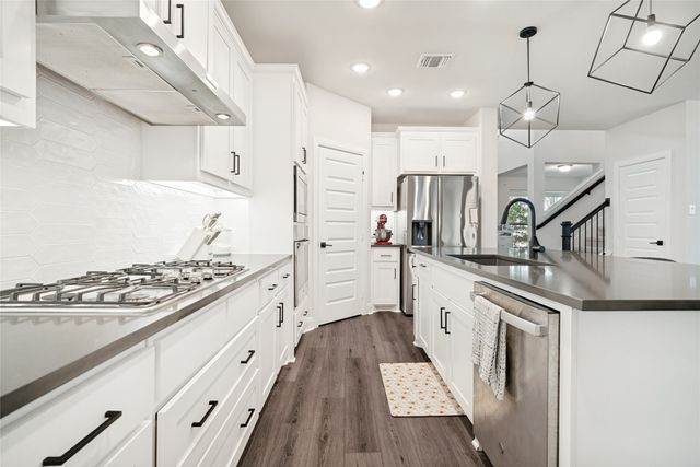 909 Almond Blossom Circle, Crowley, TX 76036