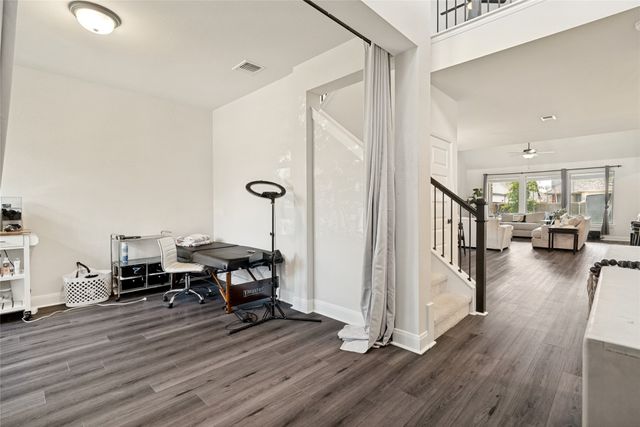 909 Almond Blossom Circle, Crowley, TX 76036
