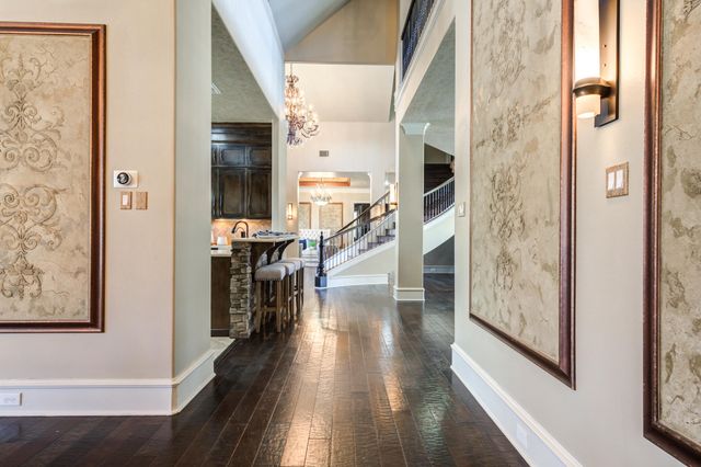 15 Whisperwood Circle, Lubbock, TX 79416