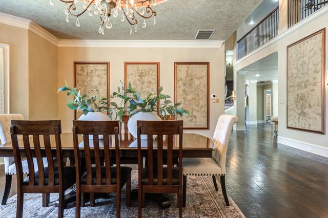 15 Whisperwood Circle, Lubbock, TX 79416