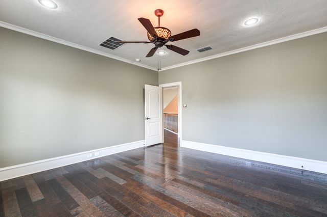 15 Whisperwood Circle, Lubbock, TX 79416