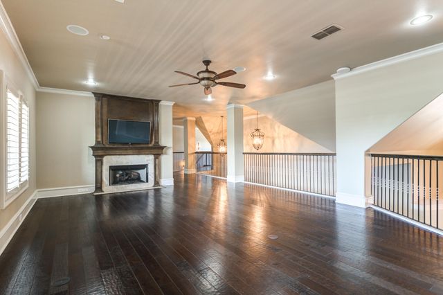 15 Whisperwood Circle, Lubbock, TX 79416