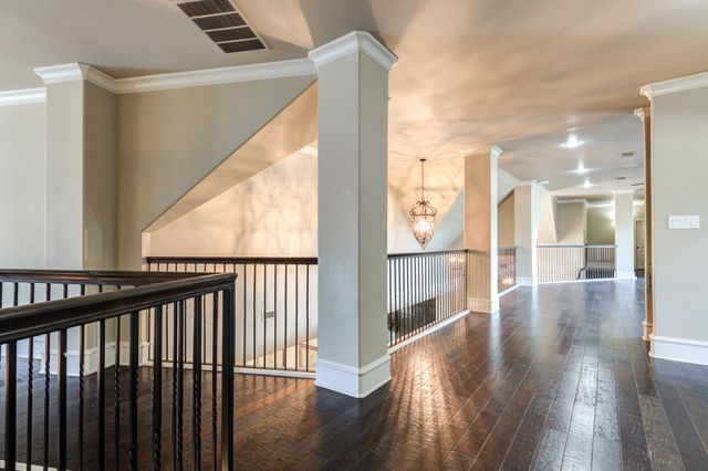 15 Whisperwood Circle, Lubbock, TX 79416