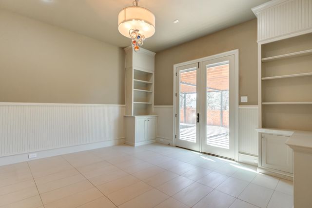 15 Whisperwood Circle, Lubbock, TX 79416