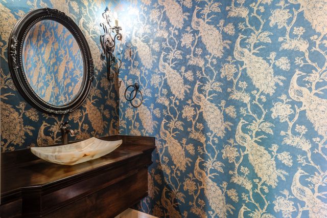 15 Whisperwood Circle, Lubbock, TX 79416