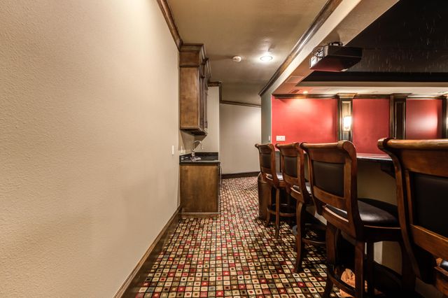 15 Whisperwood Circle, Lubbock, TX 79416