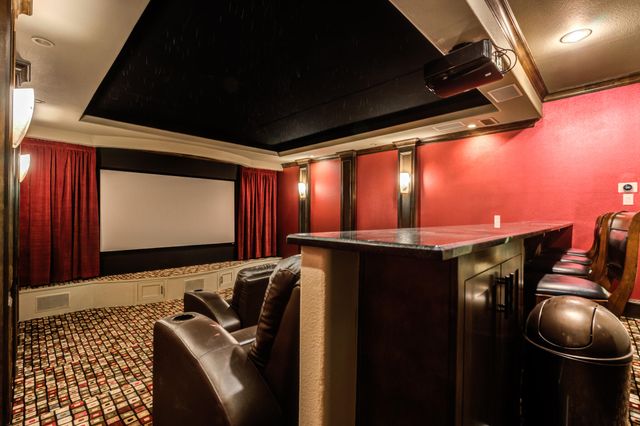 15 Whisperwood Circle, Lubbock, TX 79416