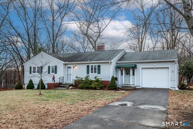 7 Mohawk Circle, Danbury, CT 06811