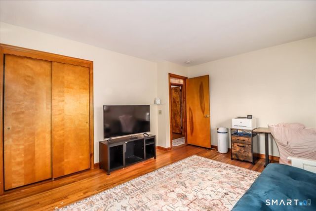 7 Mohawk Circle, Danbury, CT 06811