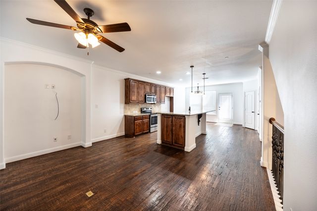 2500 Rockbrook Drive A77, Lewisville, TX 75067