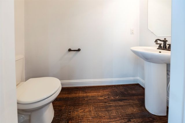 2500 Rockbrook Drive A77, Lewisville, TX 75067